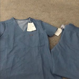 NWT Figs scrubs